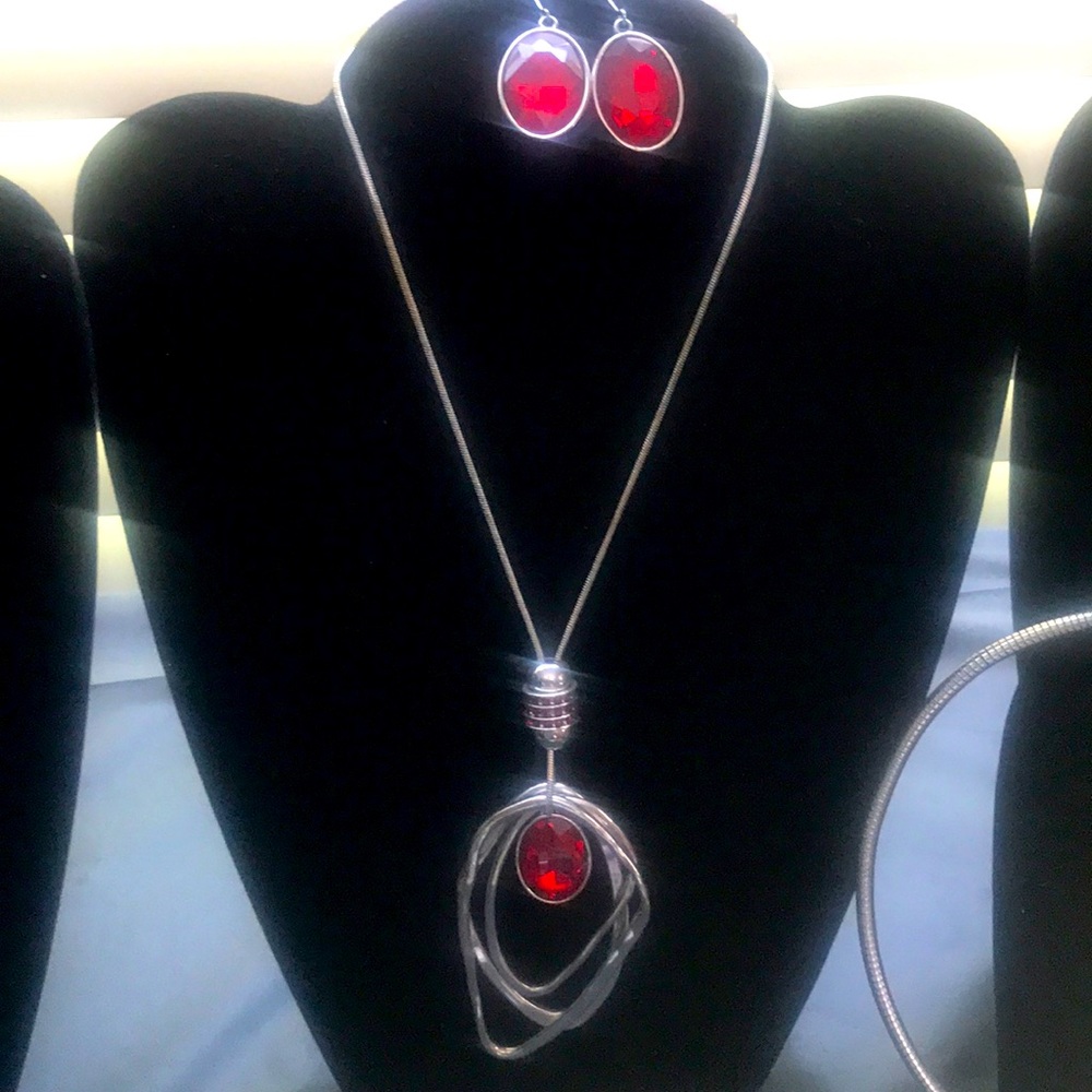 2pc silver & ruby necklace and earring set